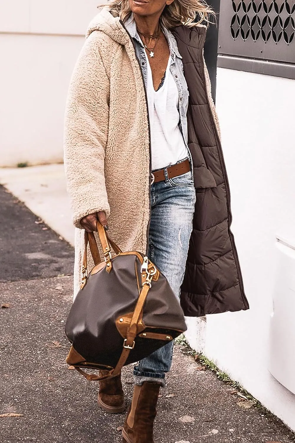 Women's 2023 Warm Winter Coats Reversible Sherpa Fleece Long Hooded Puffer Jackets Outerwear