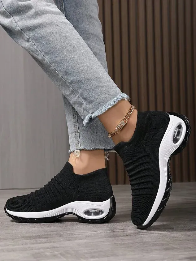 Sports Color Block Breathable Slip On Block Heel Fly Woven Shoes