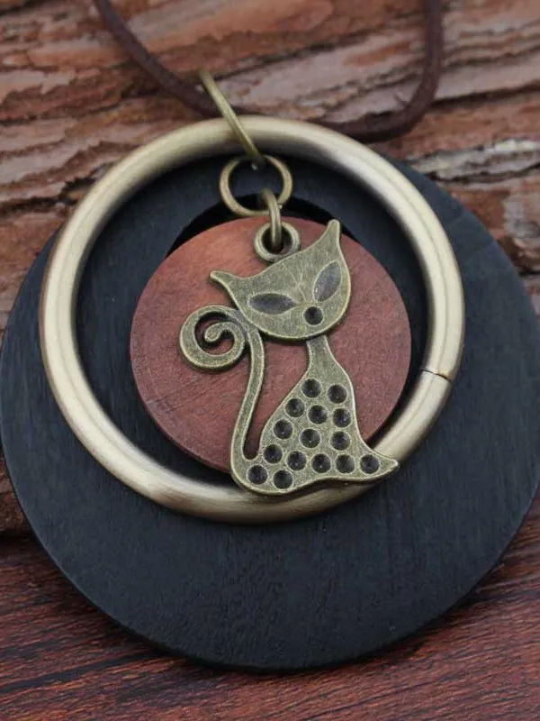 Vintage Wooden Cat Pattern Geometric Pendant Necklace Women Boho Sweater Chain