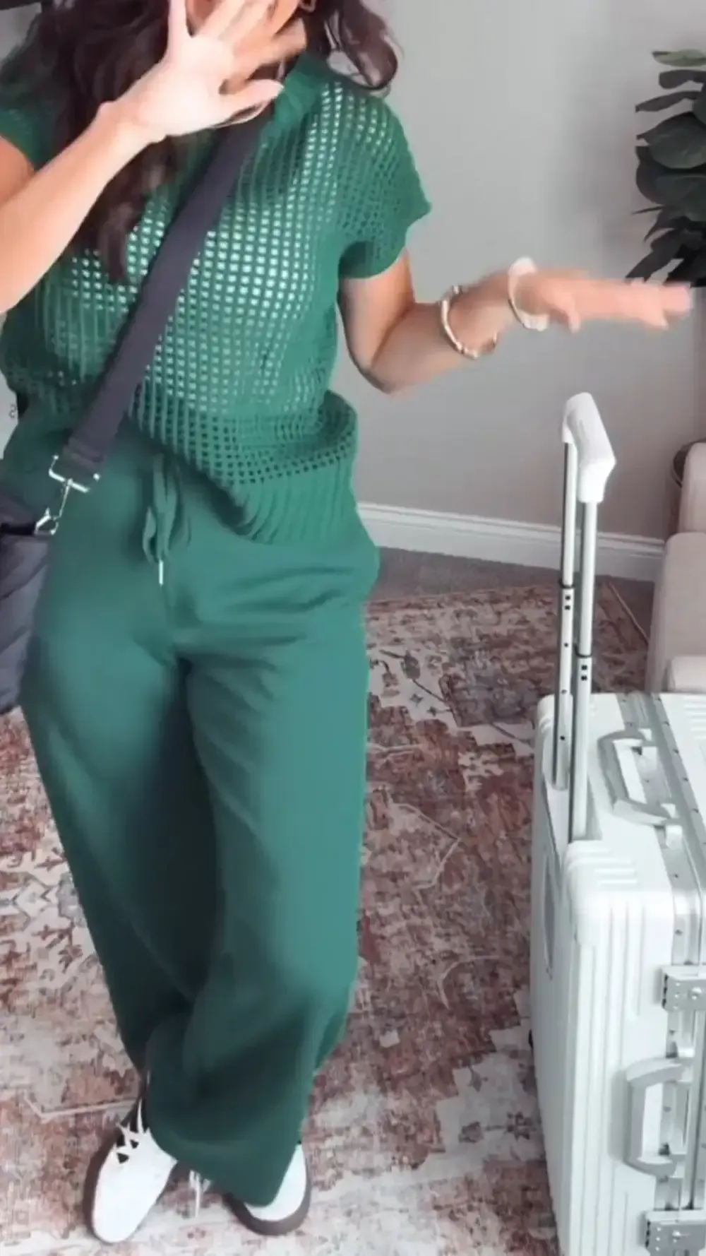 Women's Cut-out Short-sleeve Suit