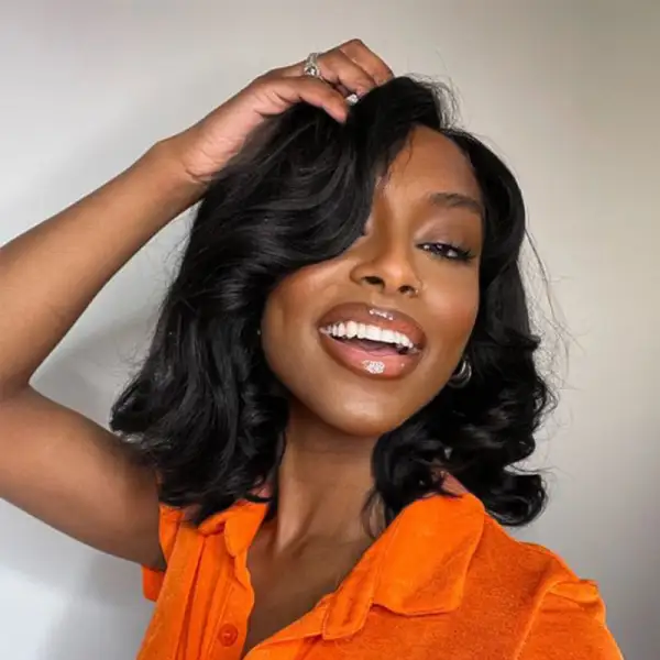 Glueless #1 Jet Black Bob Wig Loose Body Wave Short Lace Wigs 100% Human Hair