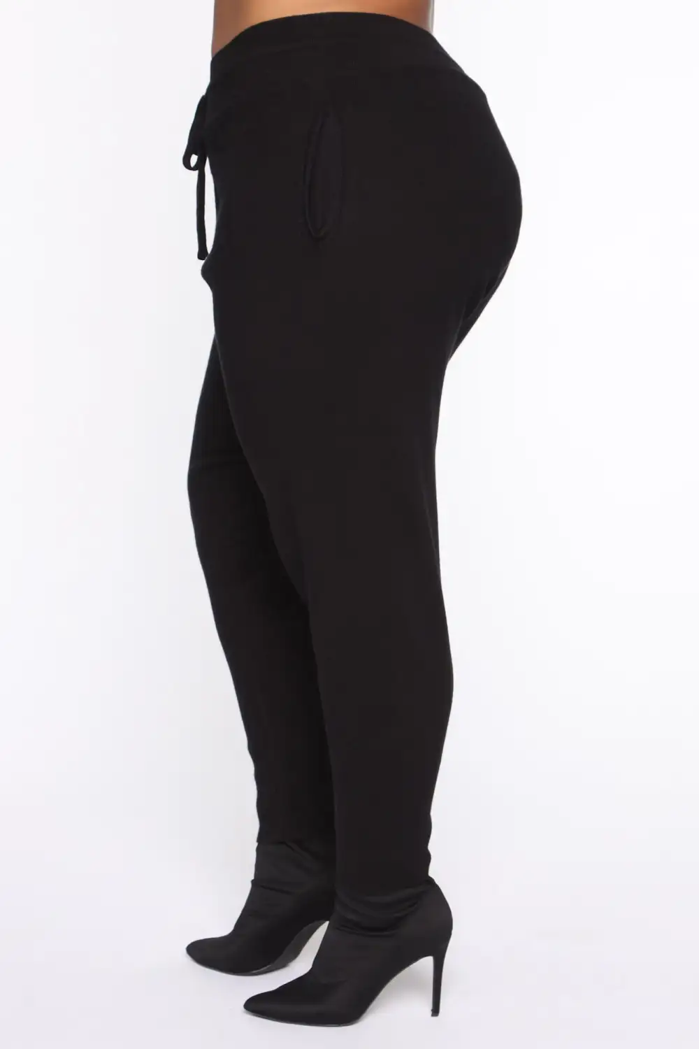 Chill Mami Sweater Set - Black