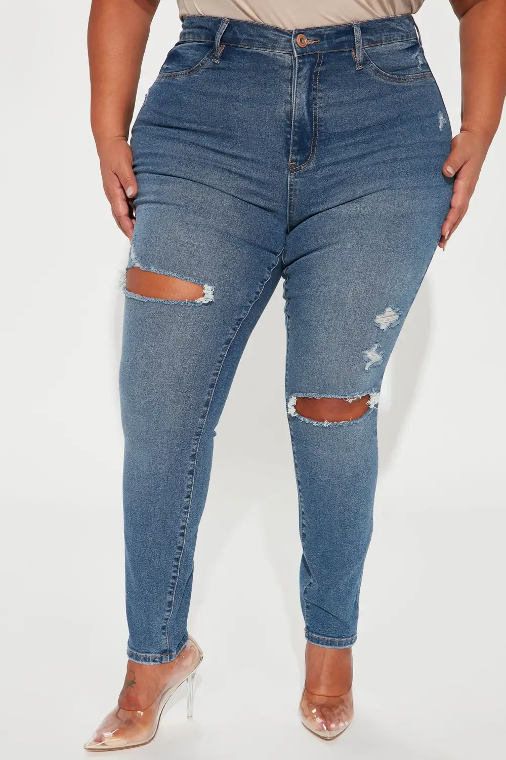 Turn' Heads Booty Lifting Skinny Jeans - Medium Wash