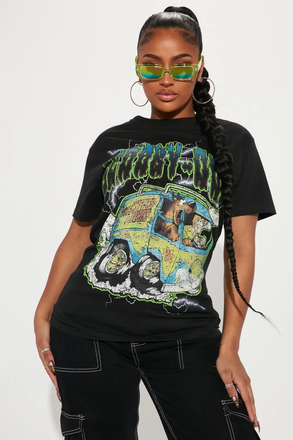 Mystery Machine Scooby Doo Graphic Tee - Black