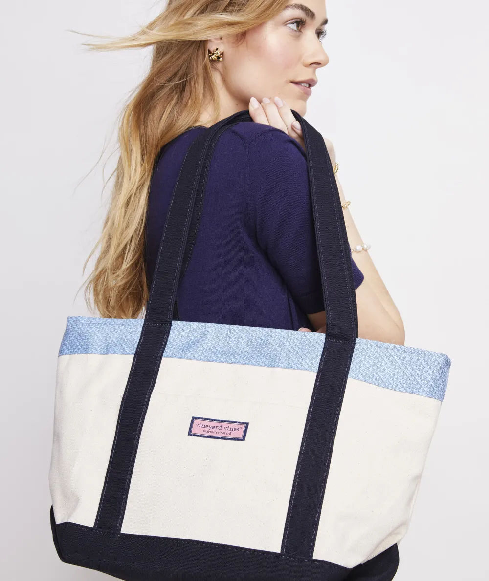 Vineyard Whale Classic Tote