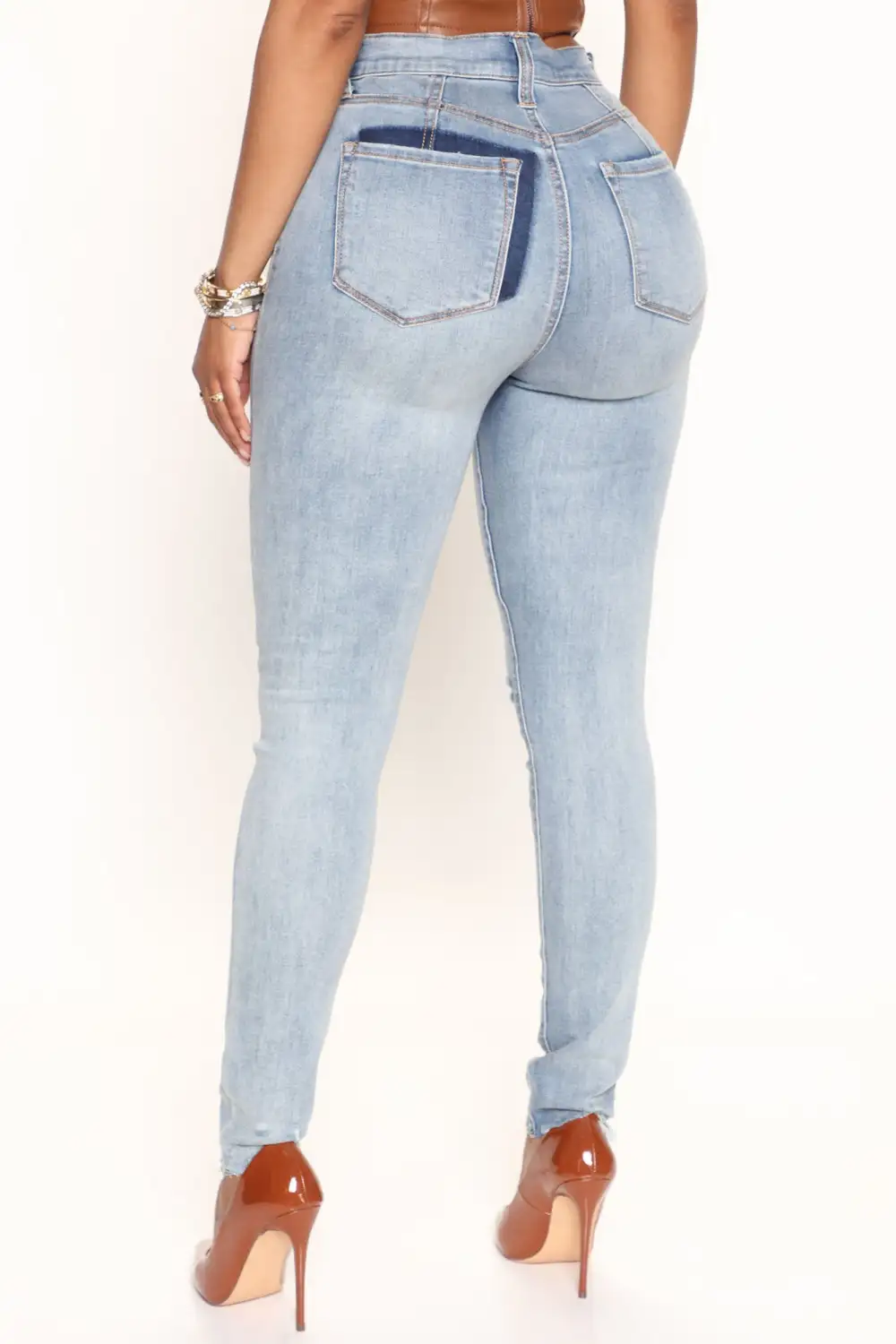 Deja Vu Curvy Stretch Skinny Jeans - Light Blue Wash