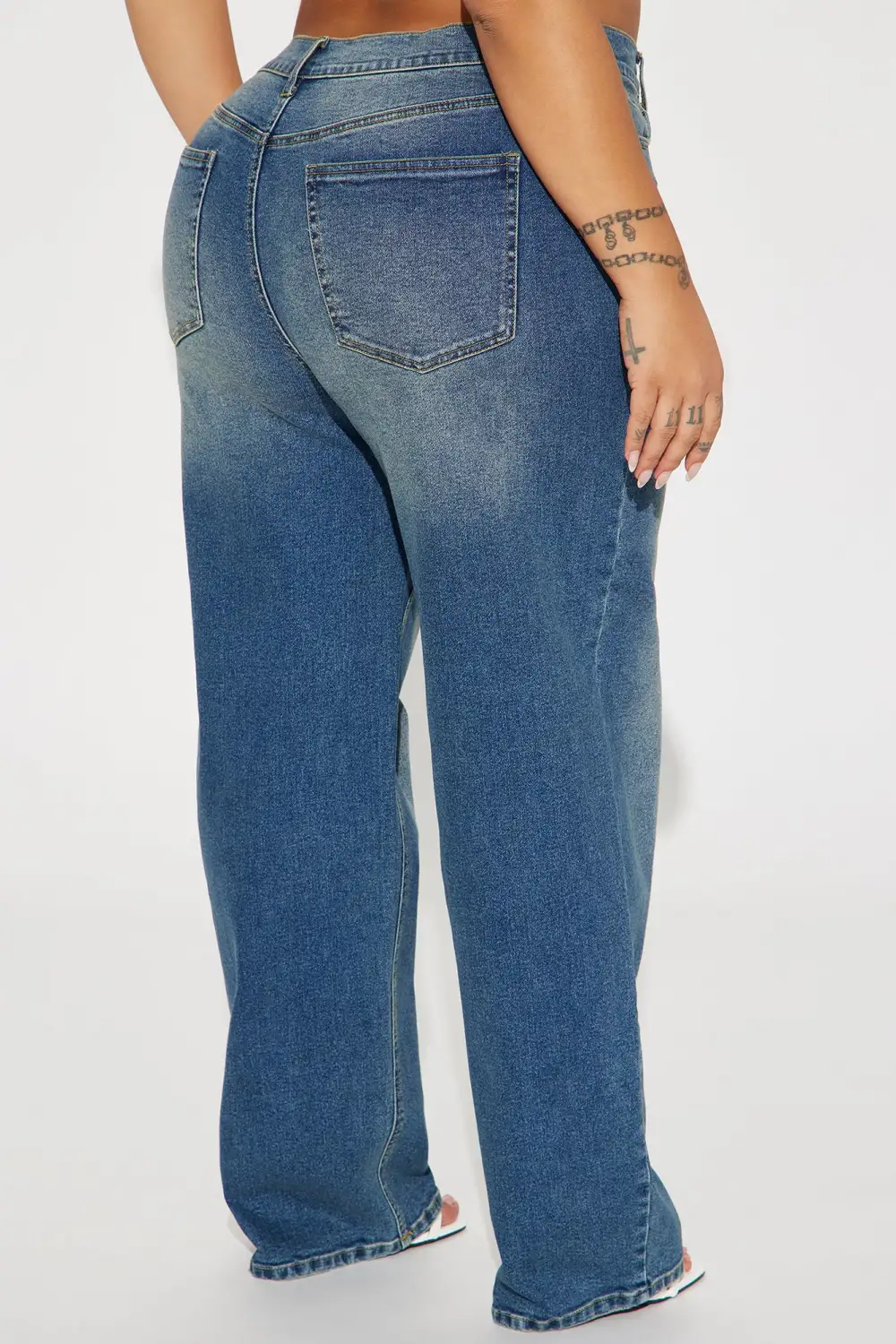 In Sync Stretch Crossover Straight Leg Jeans - Dark Wash