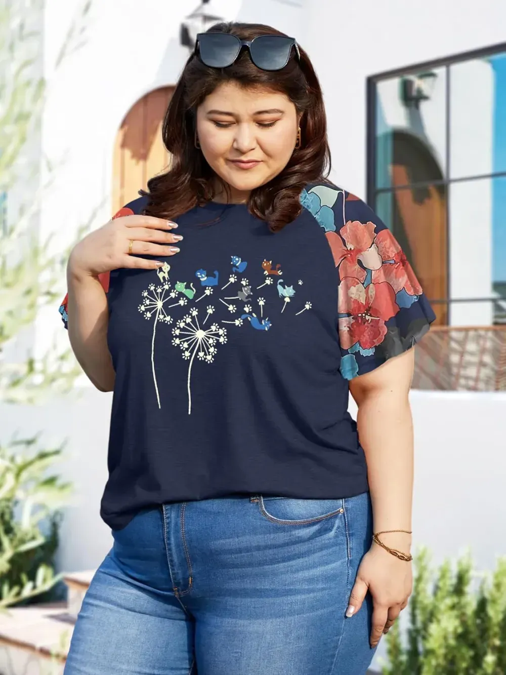 HDLTE Womens Plus Size Tops Floral Bell Sleeves Blouses Summer Crewneck Tunic Loose Casual T Shirts