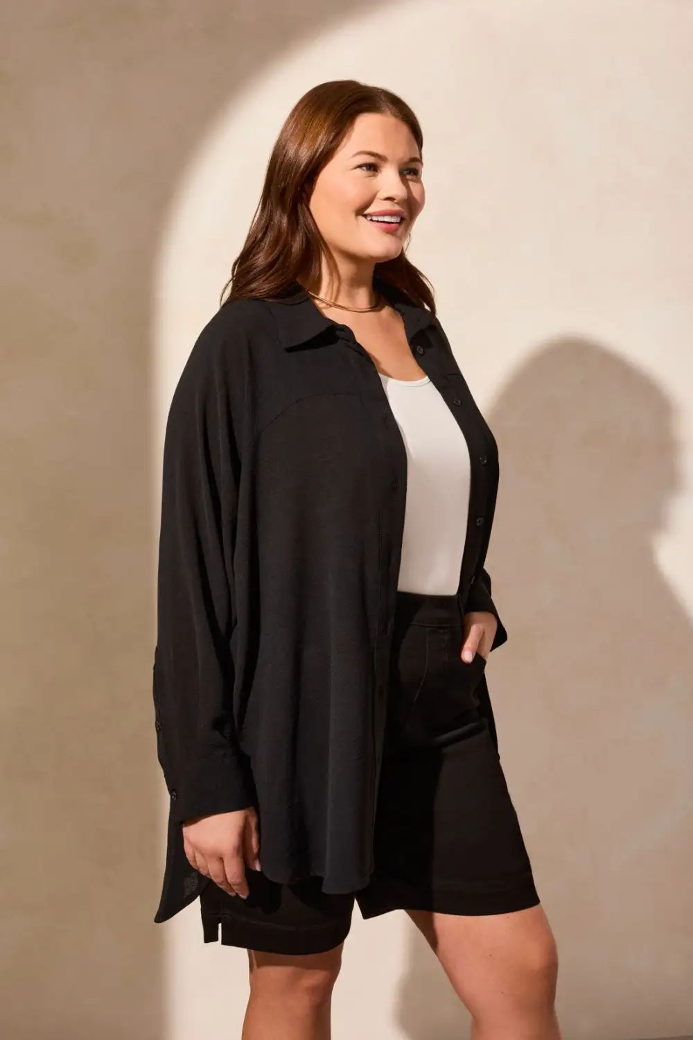 Airflow Raglan Sleeve Shirt-Black