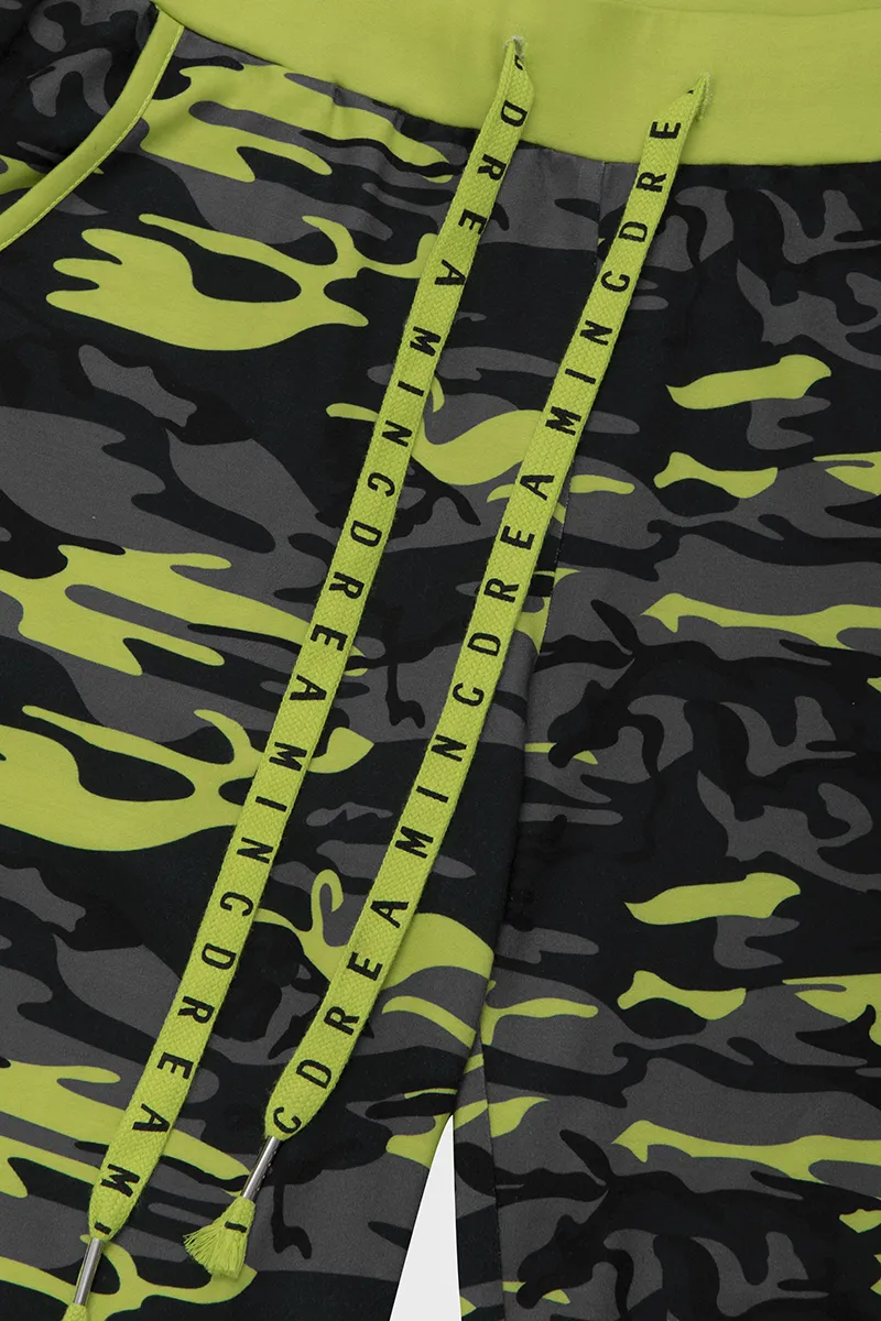 Camo Print Drawstring Capris Pants