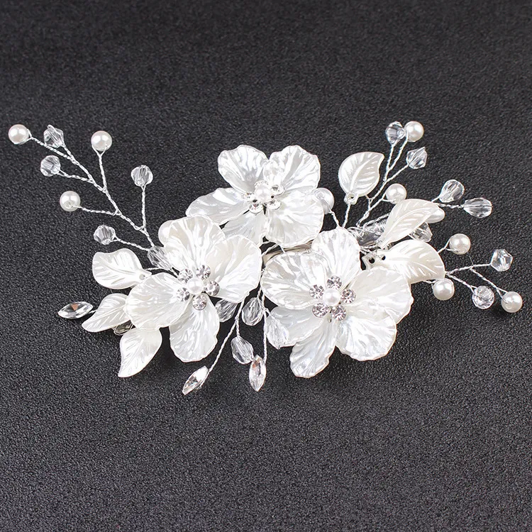 White Shell Petal Handmade Pearl Crystal Hair Clip