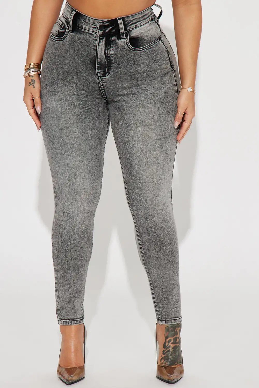 It's Giving High Stretch Curvy Skinny Jeans - Acid Wash Grey