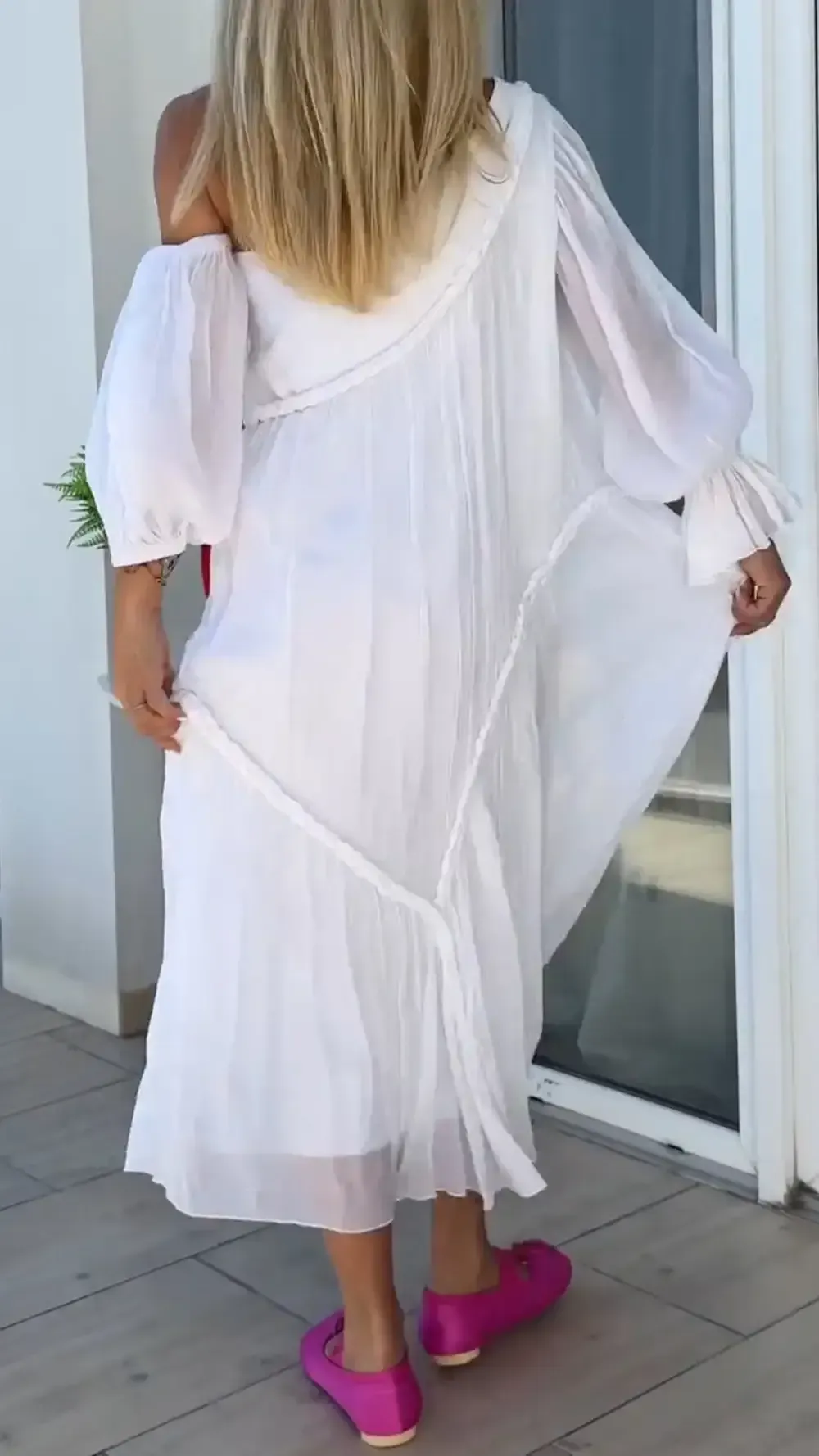 Women's One-shoulder Mid-length Sleeve Multi-layered Dress