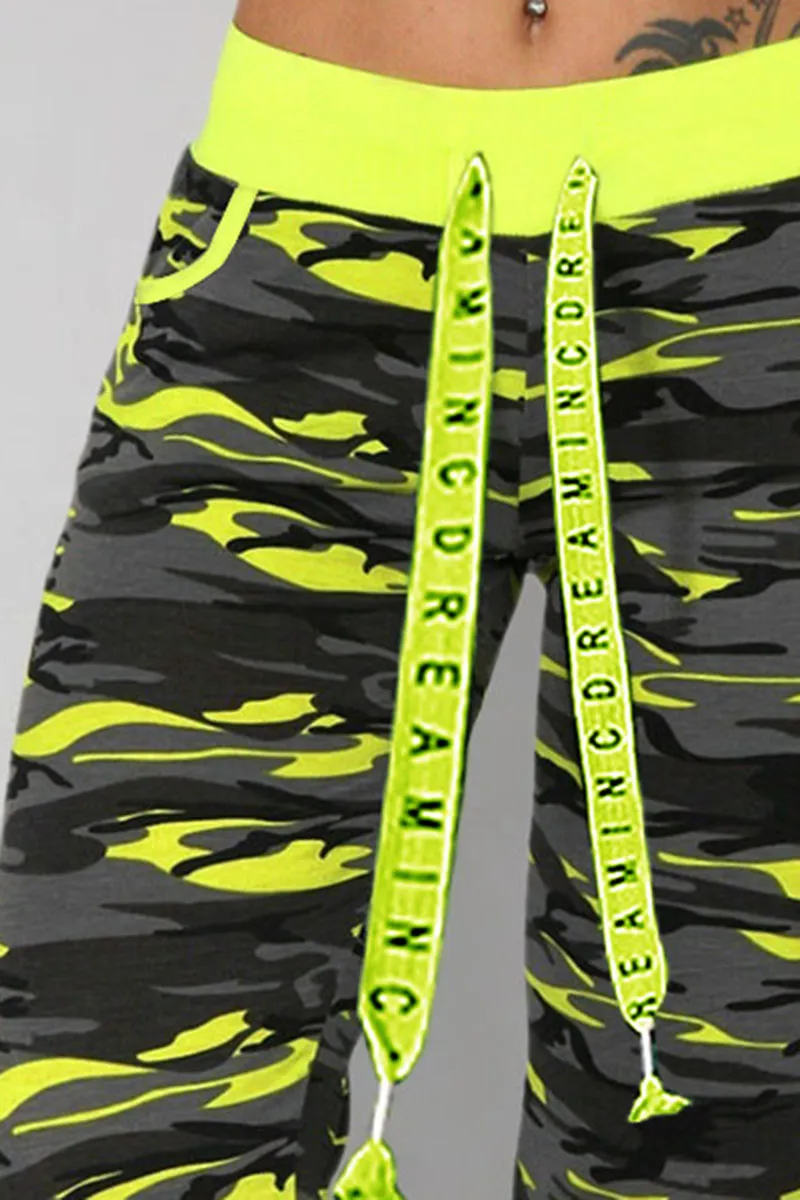 Camo Print Drawstring Capris Pants