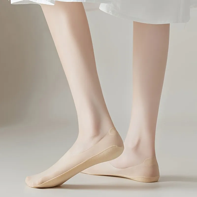 9 Pairs Of Summer Seamless Semi-Transparent Breathable Socks