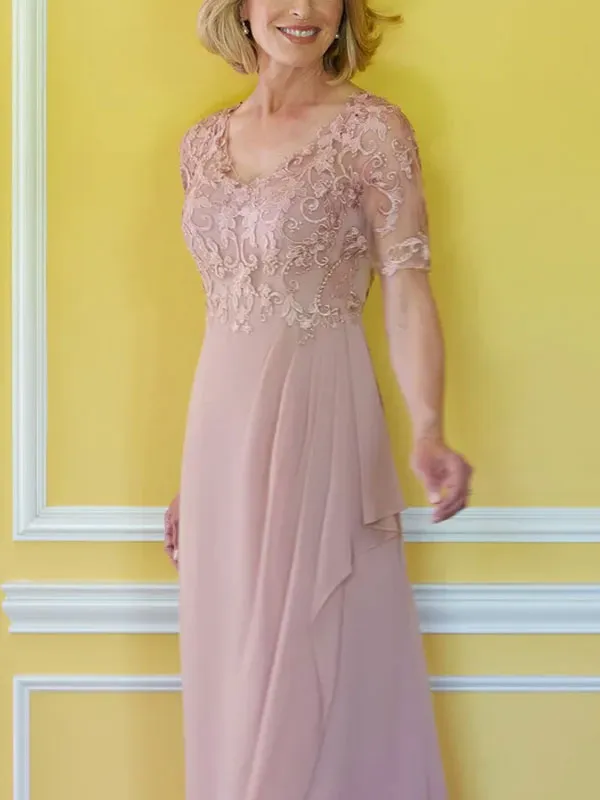 Floor-to-ceiling chiffon lace back zip bridal mom dress