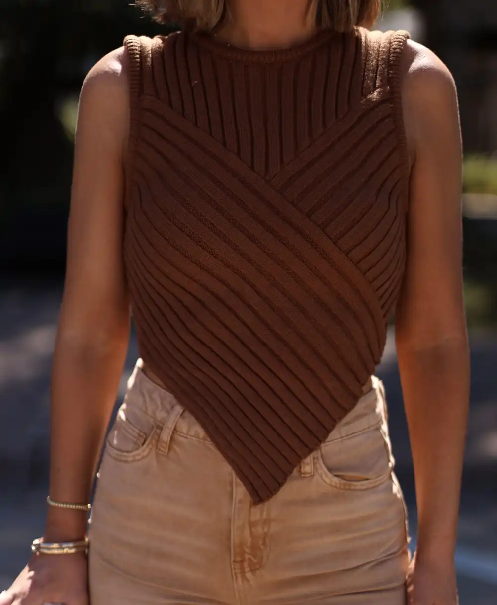 Monochrome Moment Top