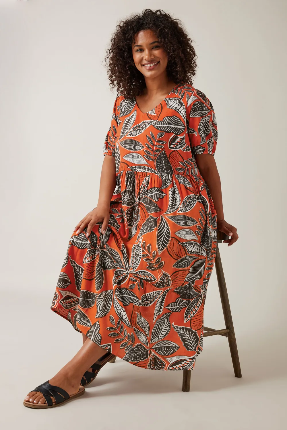 EVANS Curve Rust Orange Leaf Print Linen Midi Dress