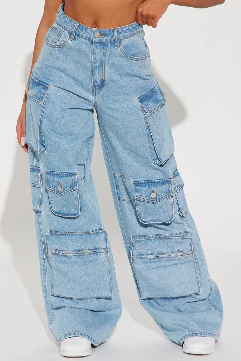 Lily High Rise Cargo Jeans - Light Wash