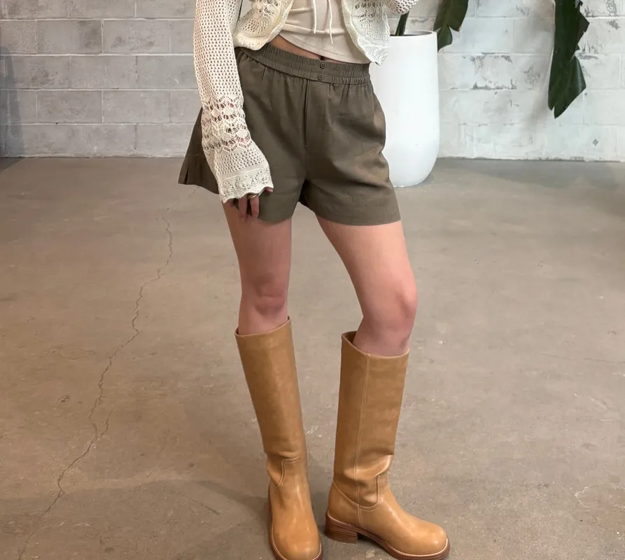 Mid-Rise Linen Blend Shorts