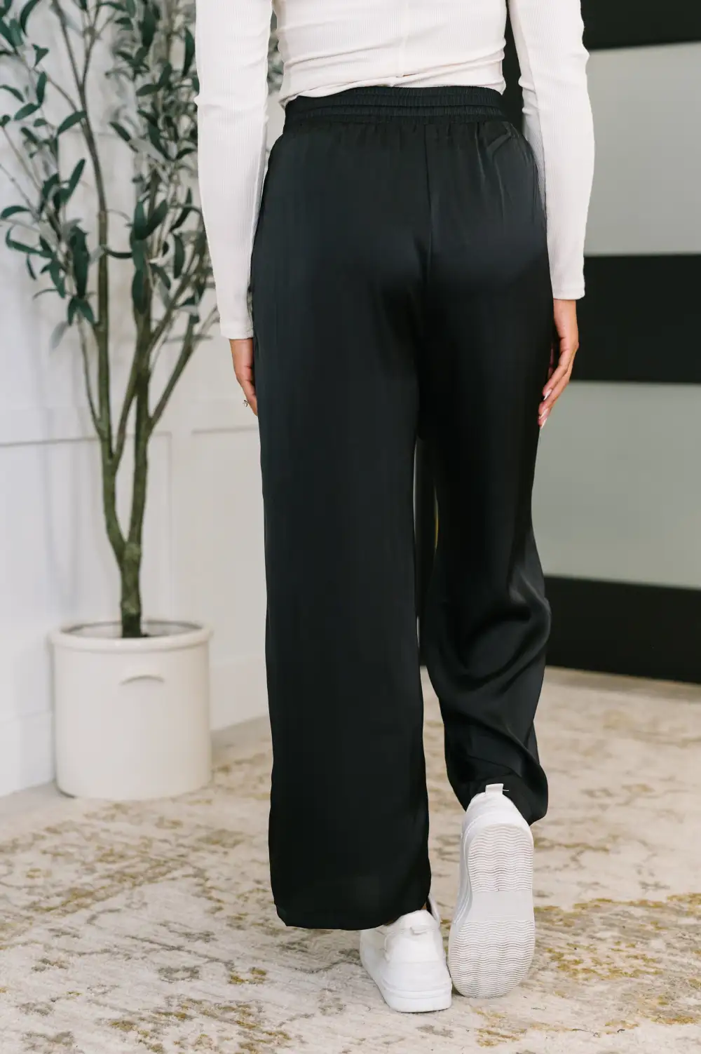 City Ease Wide Leg Bottoms In