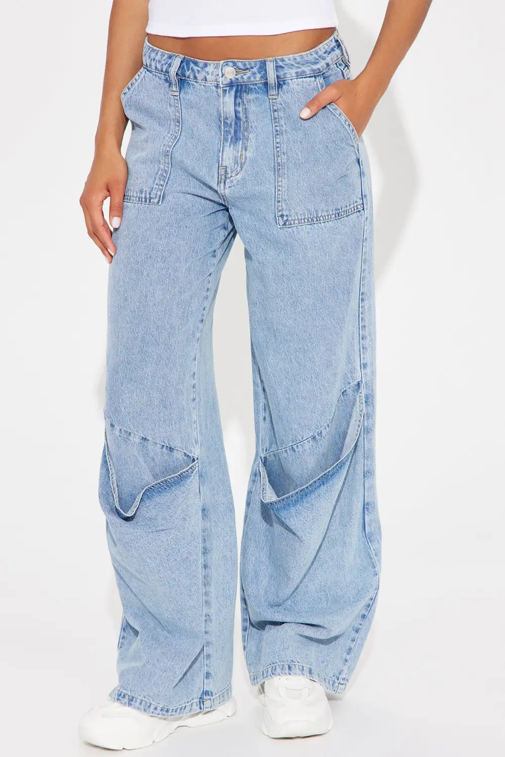 Logical Conclusion Baggy Straight Leg Jeans - Light Wash