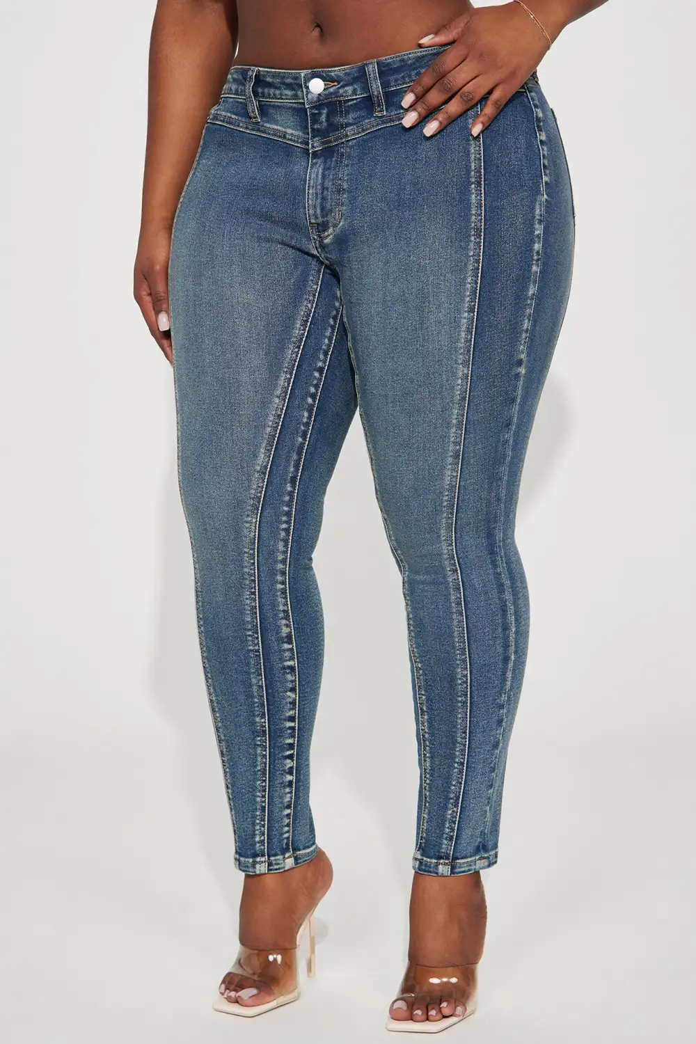 Well Versed Stretch Skinny Jeans - Dark Wash