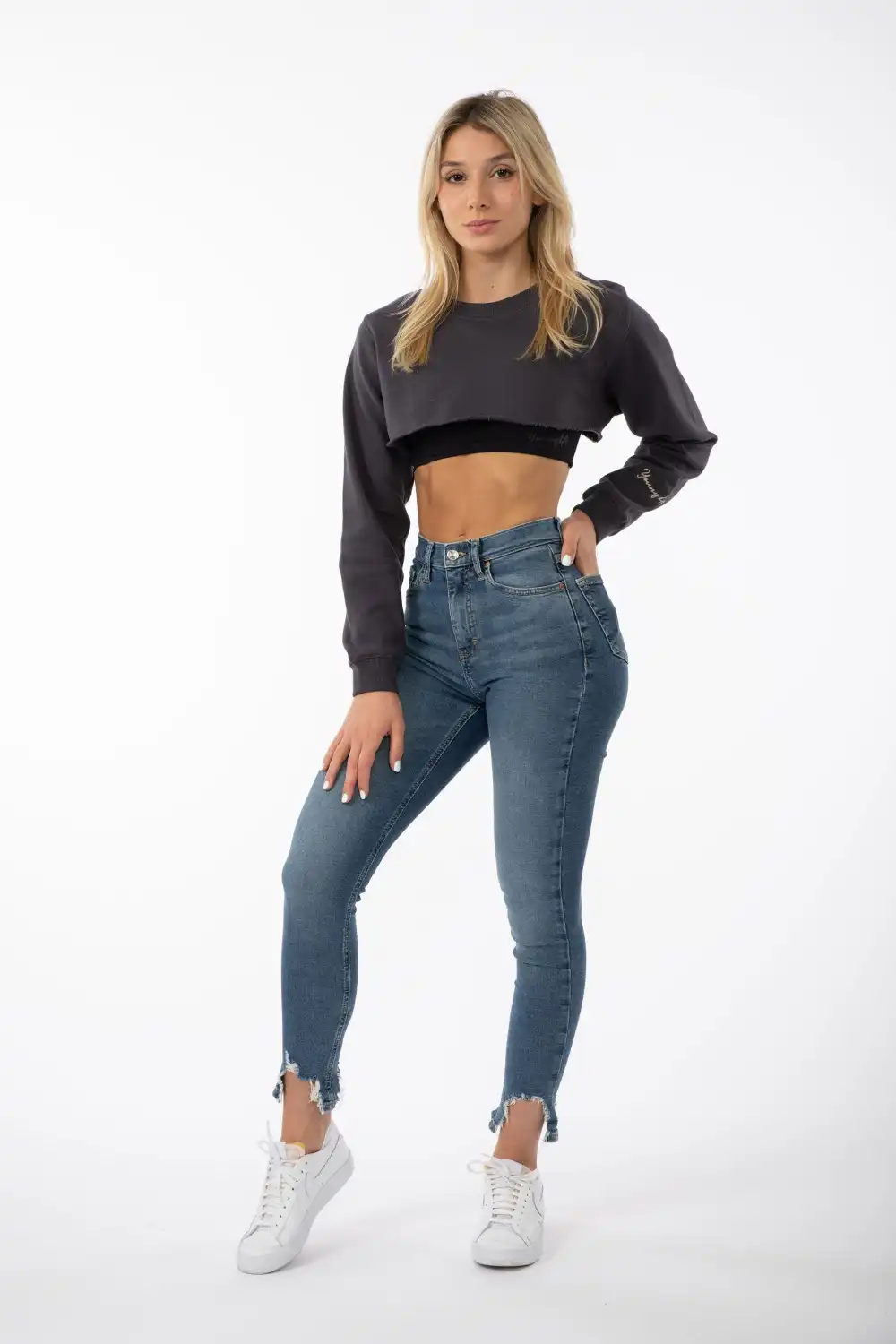 W501 Super Crop Sweater