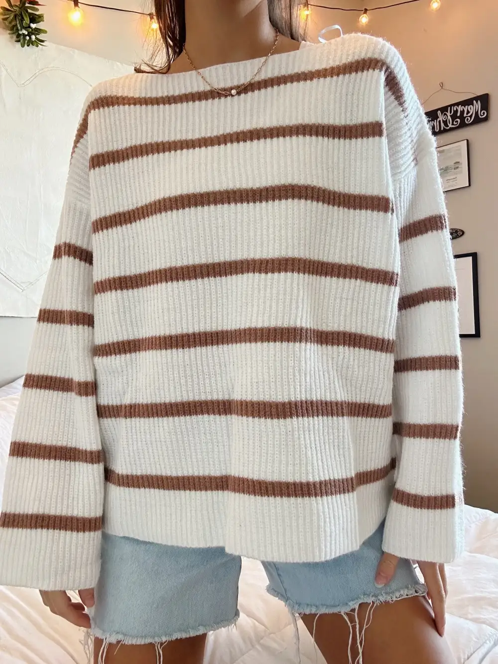 TAN & CREAM STRIPED SWEATER