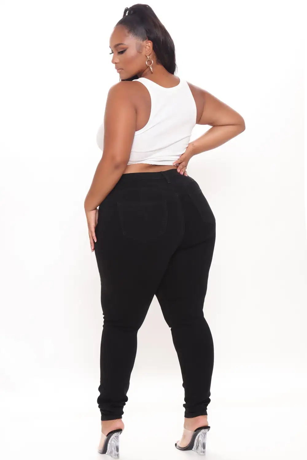 Classic Beauty Booty Lifter Skinny Jeans - Black
