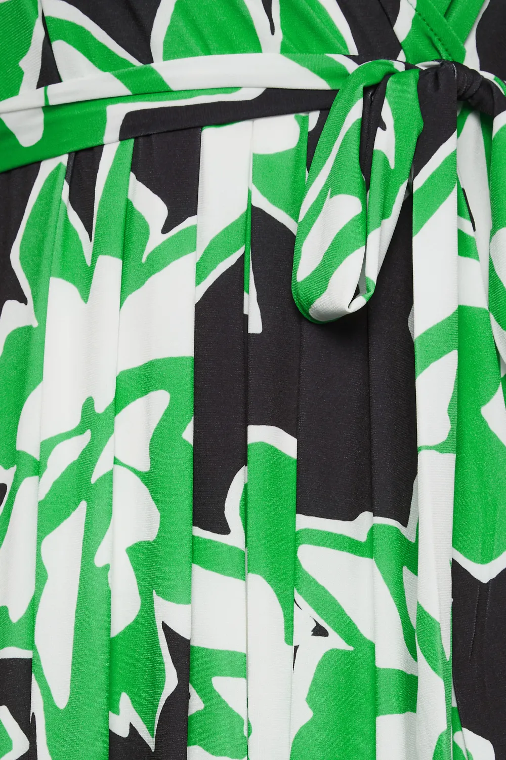 YOURS Curve Black Floral Print Wrap Front Midaxi Dress