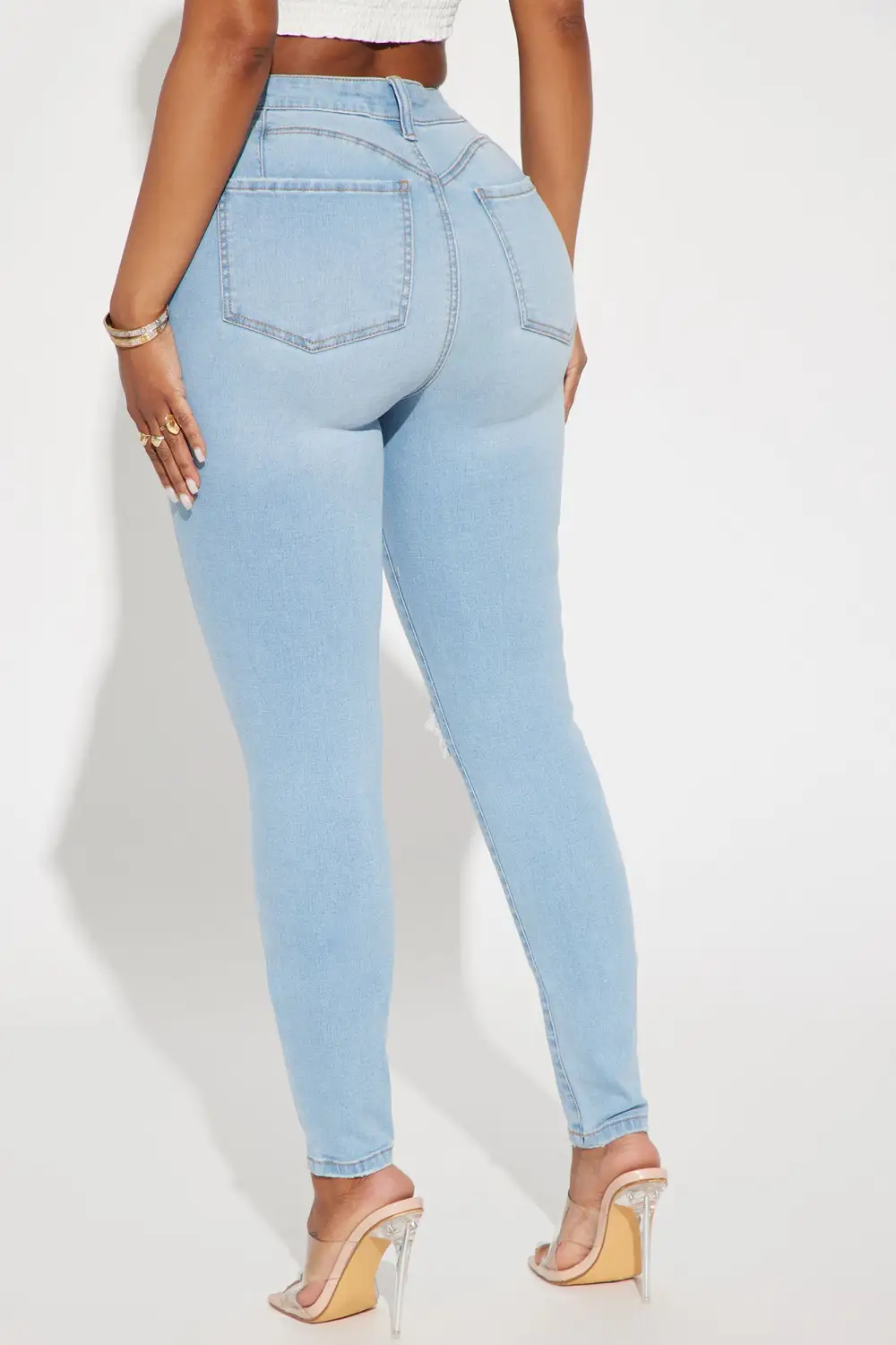 Booty Lifter Curvy Stretch Skinny Jean - Light Wash