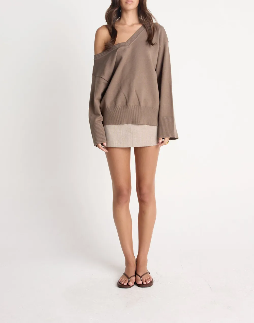 Fashionable And Creative One-Shoulder Textured Top