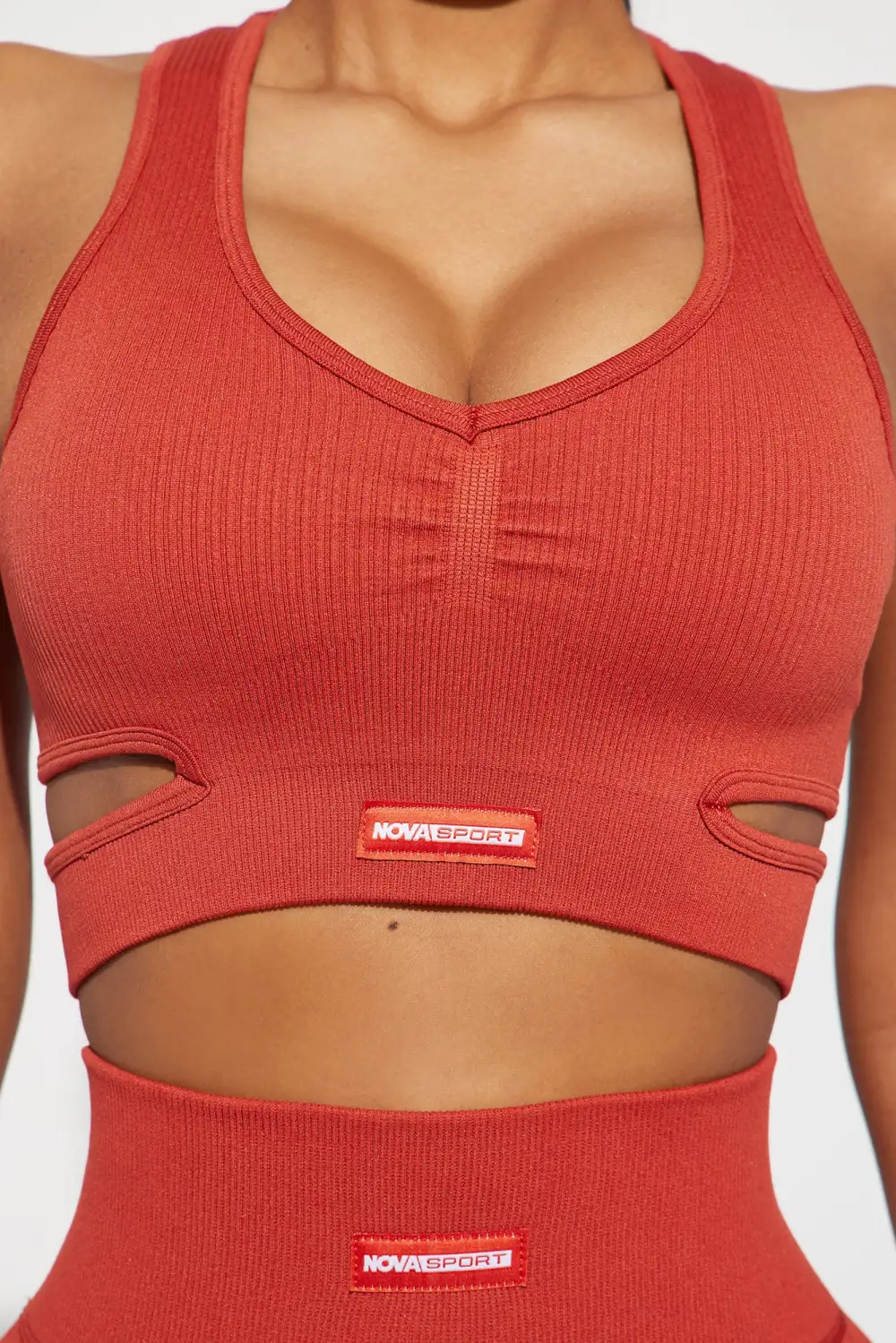 Roxane Ribbed Seamless Active Sports Bra - Rust