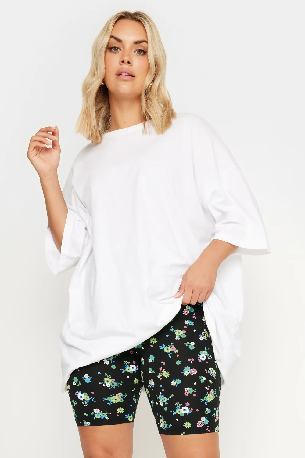 YOURS Curve 2 PACK Black Floral Print Cycling Shorts