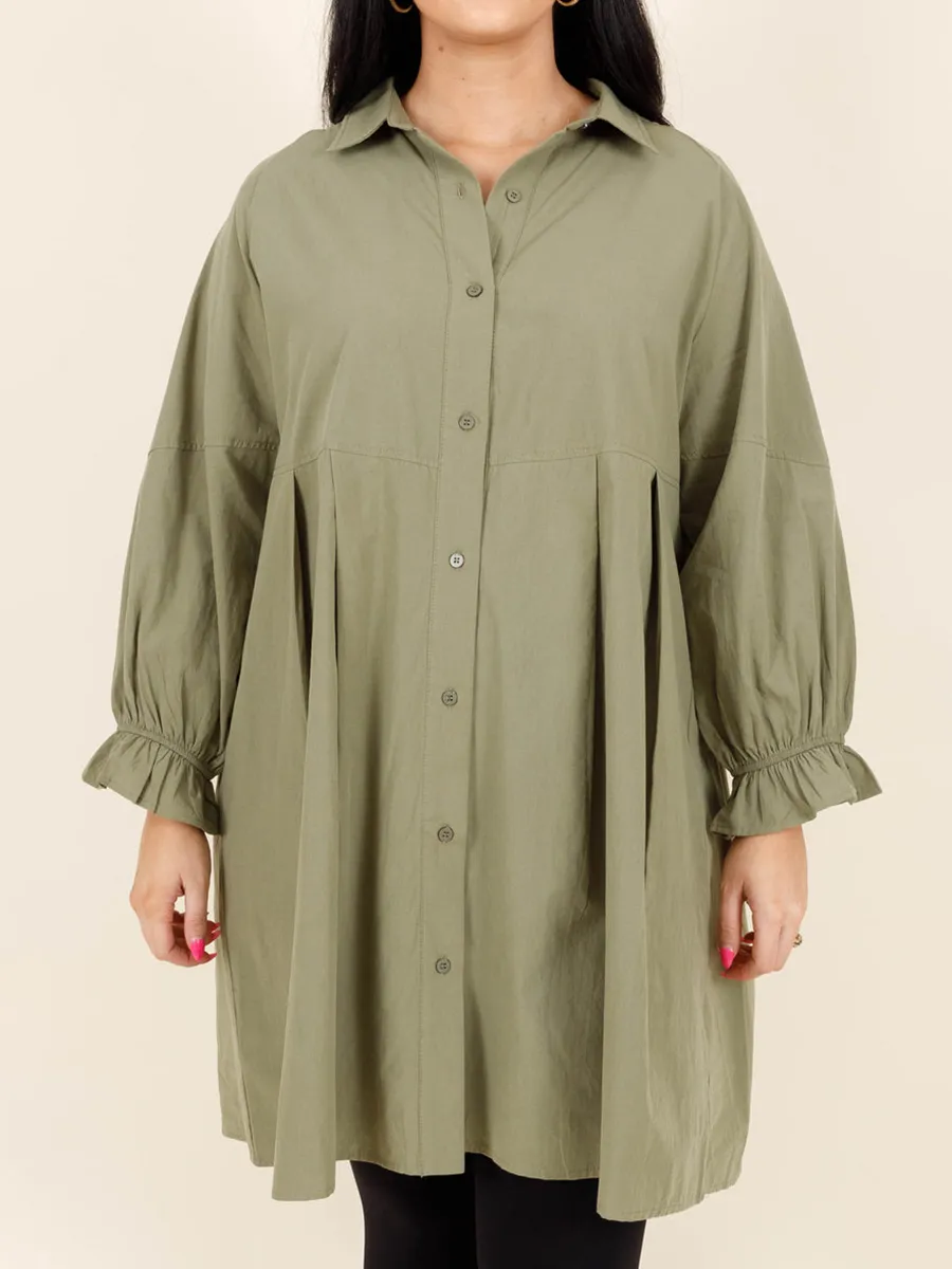 五个分类-Green pleated button loose fitting shirt