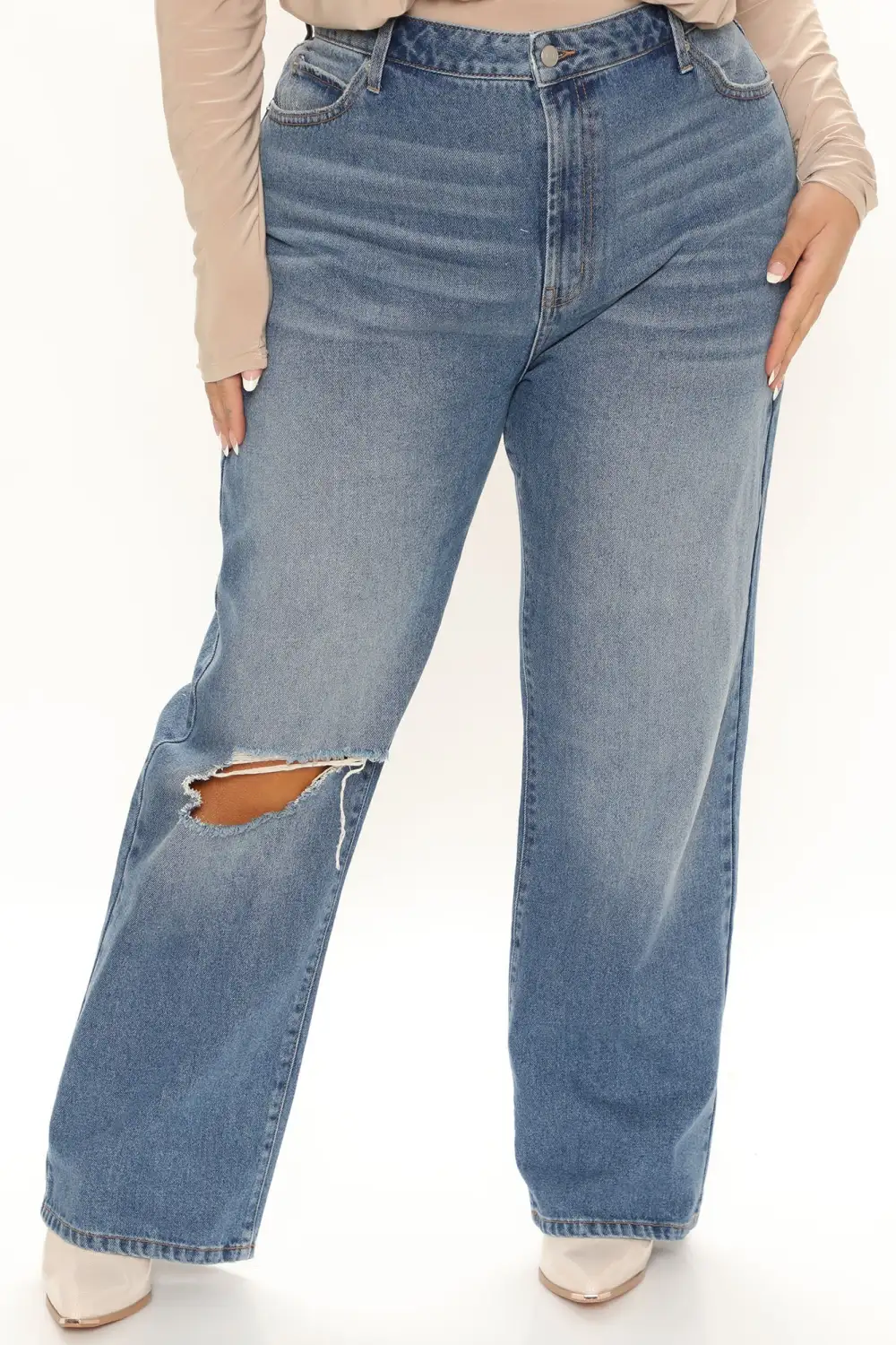 Keep It On The Low Straight Leg Jeans - Medium Blue Wash