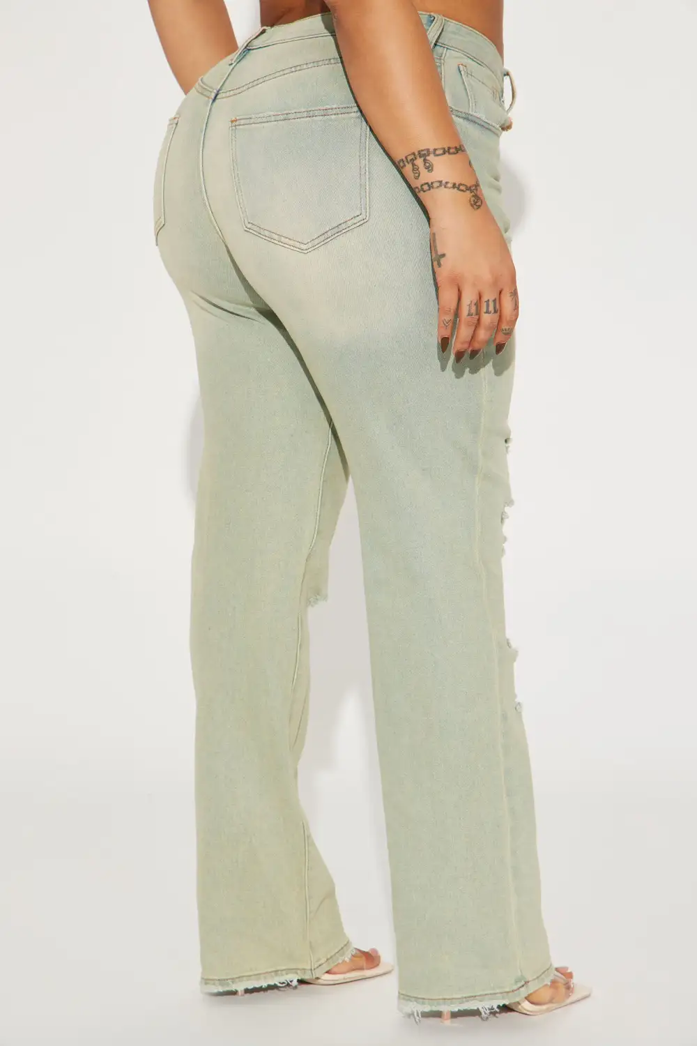 Off Topic Tinted Baggy Straight Leg Jeans - Vintage Wash